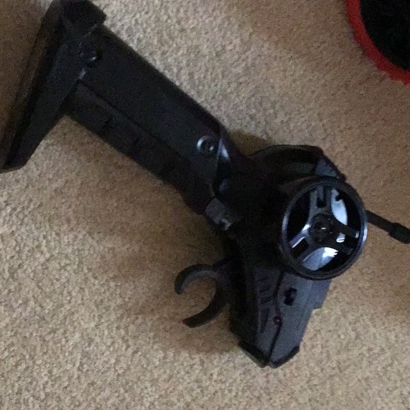 Remote control car - Picture 4 of 6